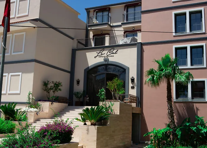 Hotel Le Ciel & Wellness Club